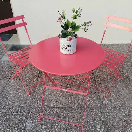 Apartment John's